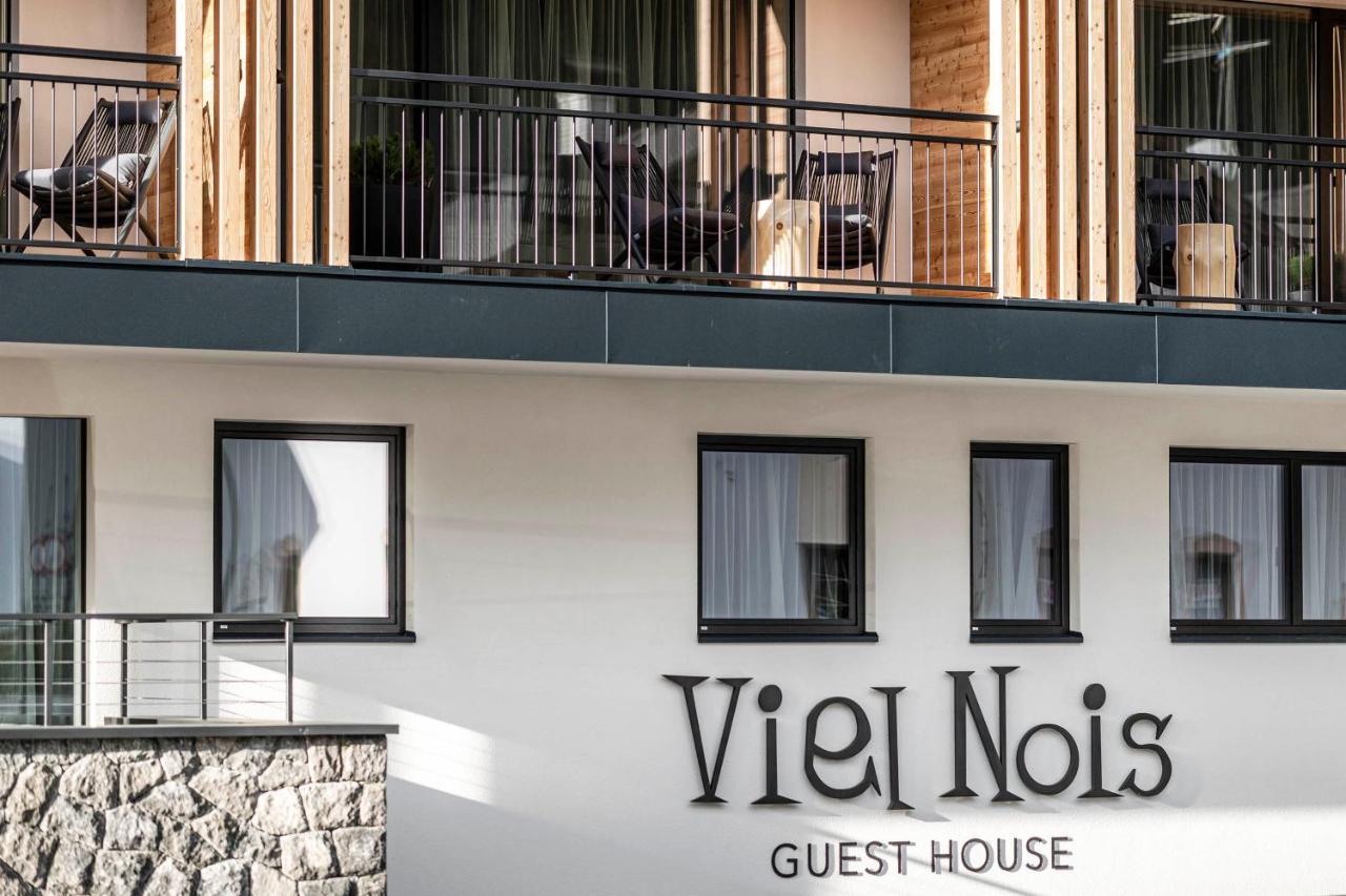 Viel Nois Guest House ฟูเนส ภายนอก รูปภาพ